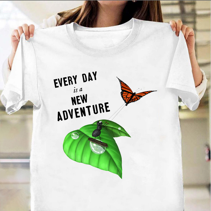 Every Day Is A New Adventure Shirt Funny Animal Kitesurfing T-Shirt Best Uncle Presents
