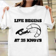 Kitesurfing Life Begins At 25 Knots Shirt Retro Graphic Kiteboard T-Shirt For Mens