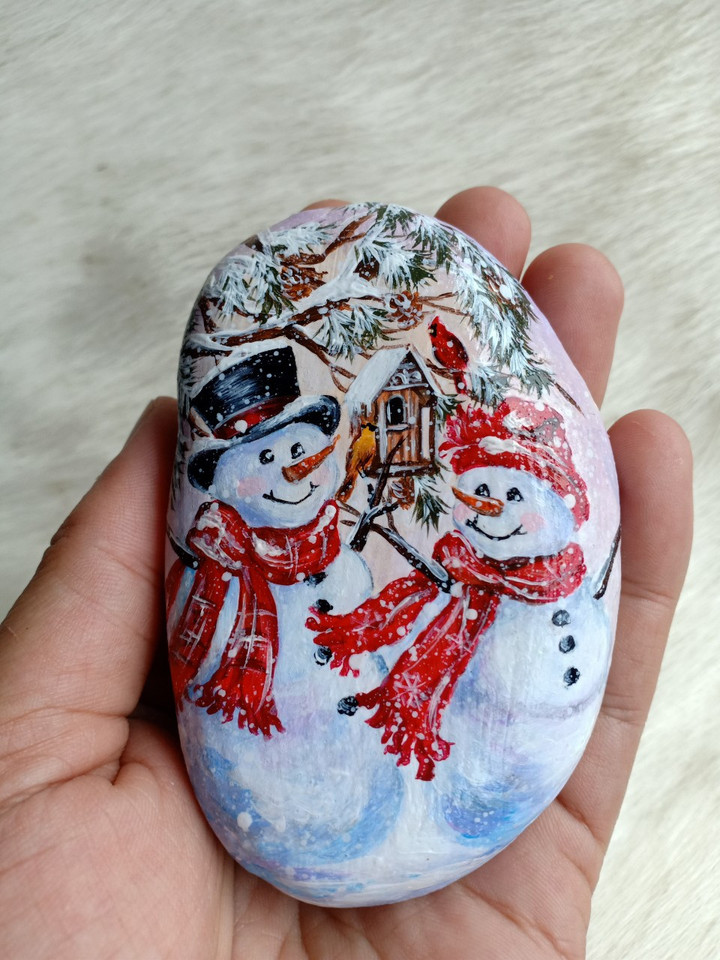 Painted Rock, Couple Snow Man On Natural Rock, Xmas Art Deco