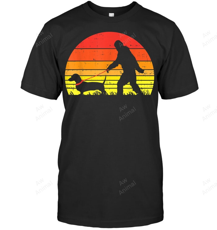 Bigfoot Sasquatch Dachshund Retro Weiner Dog Men Tank Top V-Neck T-Shirt