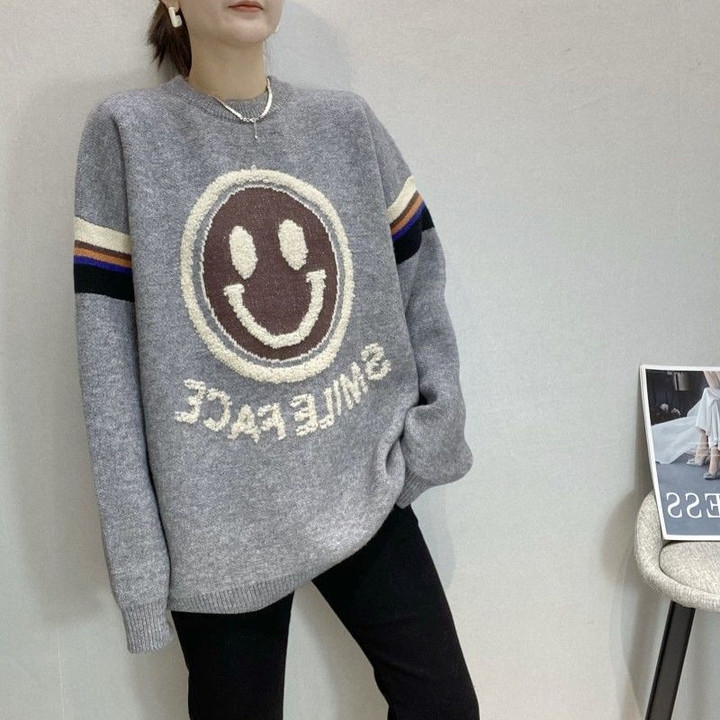 Black Smiley Round Neck Sweater Women's Long-sleeved Winter Clothing Niche Thickened Assorted Colors Pullover Top