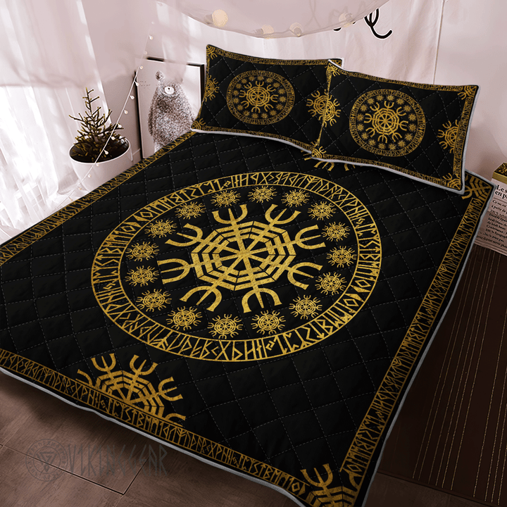 The Helm of Awe Viking quilt set