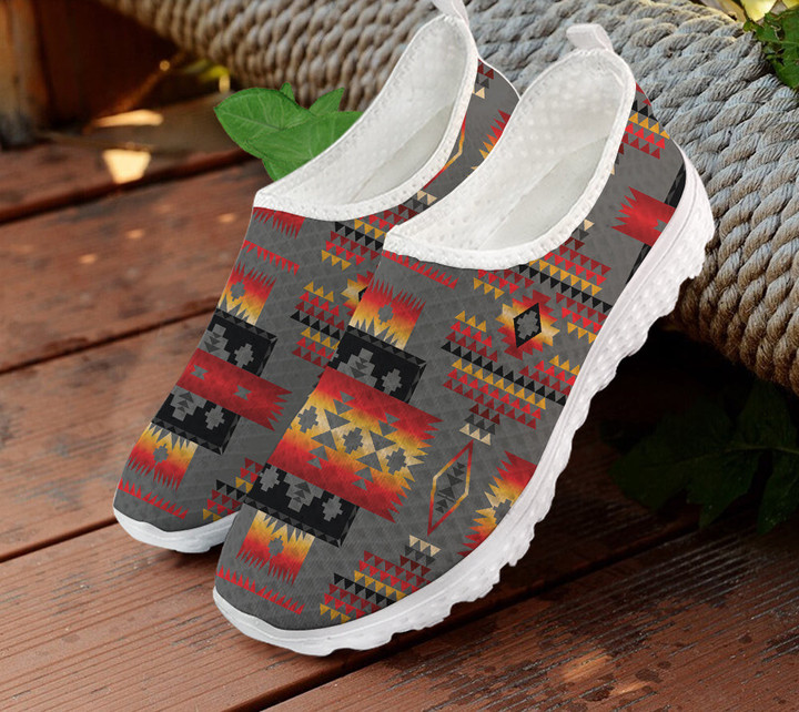 Gray Tribe Pattern Native American Mesh Shoes