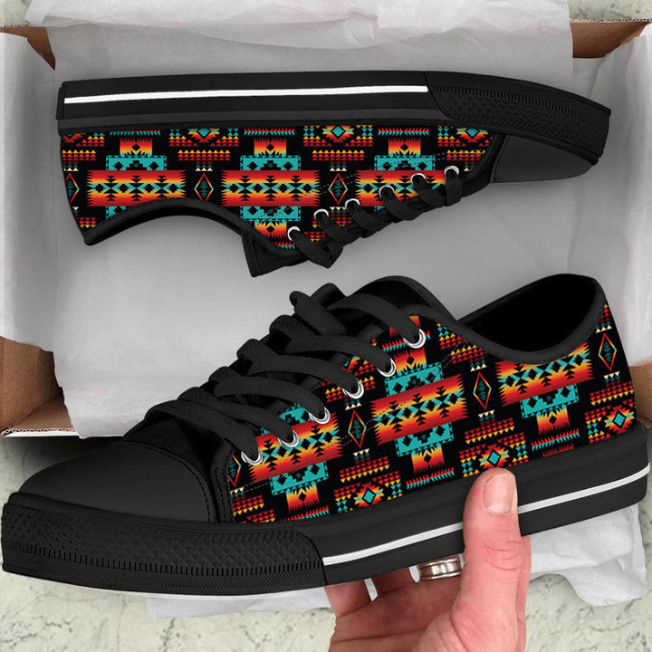 Black Native Tribes Pattern Native American Low Top Canvas Shoe