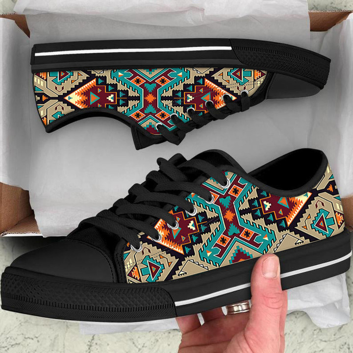 Culture Design Native American Low Top Canvas Shoe