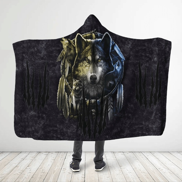 Native America Gold Blue Wolf Dreamcatcher Hooded Blanket