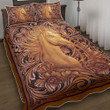 Beautiful Horse Wood Sculpture Quilt Bed Set
