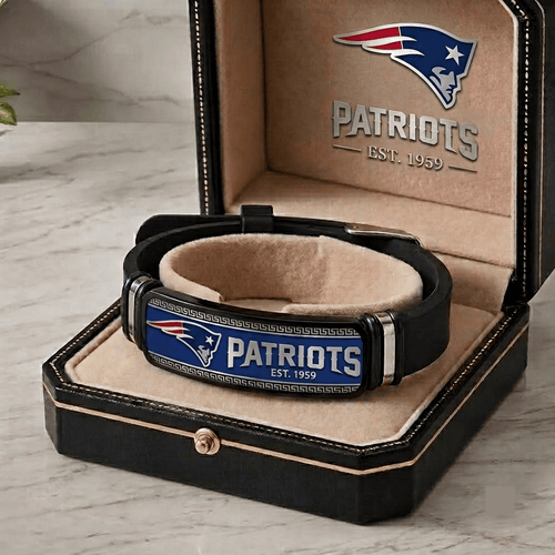 New England Patriots NFL Personalized Bracelet