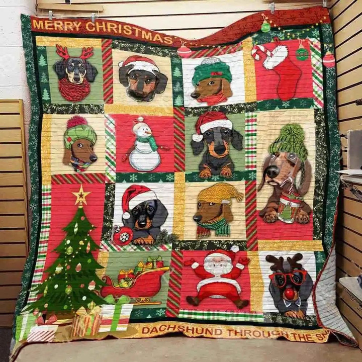 Dachshund Dog Christmas Quilt Blanket