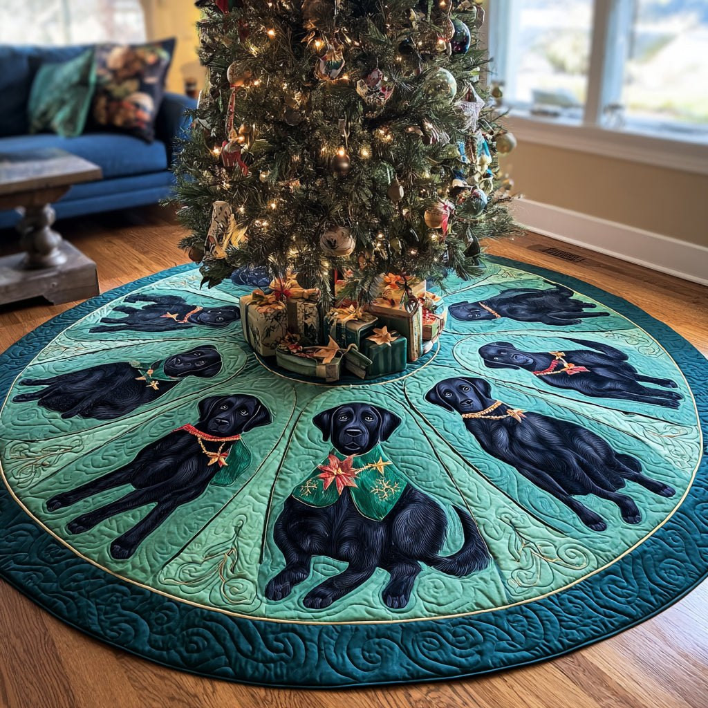 Santa Lab Christmas Tree Skirt - Made to Order TREEK101