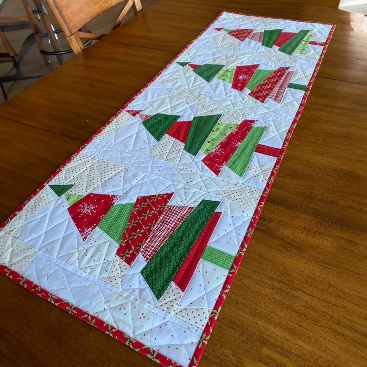 Peppermint Bliss Table Runner - Made to Order TABLE928