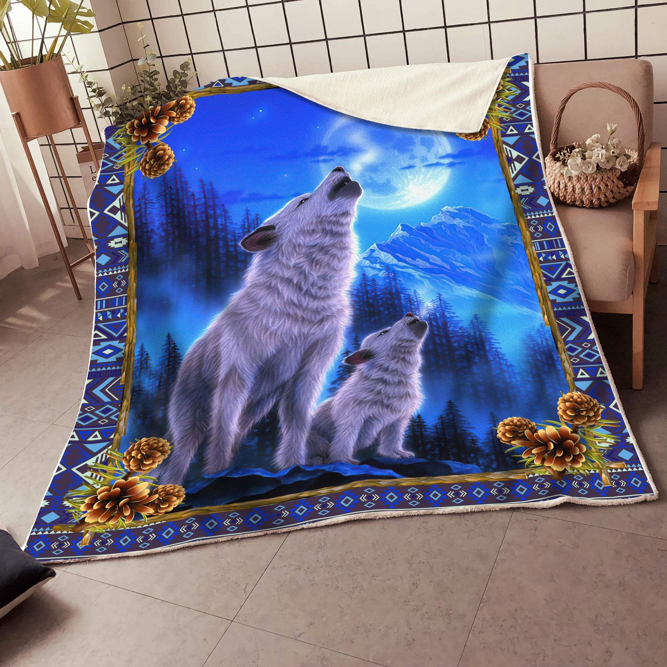 Tmarc Tee Wolf Blanket