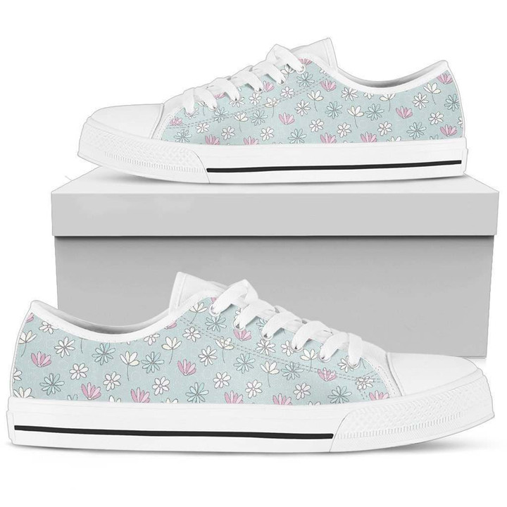Cute Flowers Women's Low Top Shoe