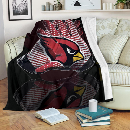 American Football Team Fleece Blanket - Arizona Cardinals Head Artwork On Gloves Fleece Blankets