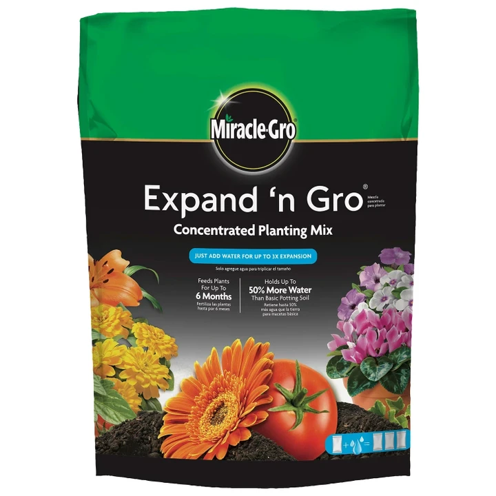 [SET OF 3] - Miracle-Gro Expand 'N Gro Concentrated Planting Mix .67 CF
