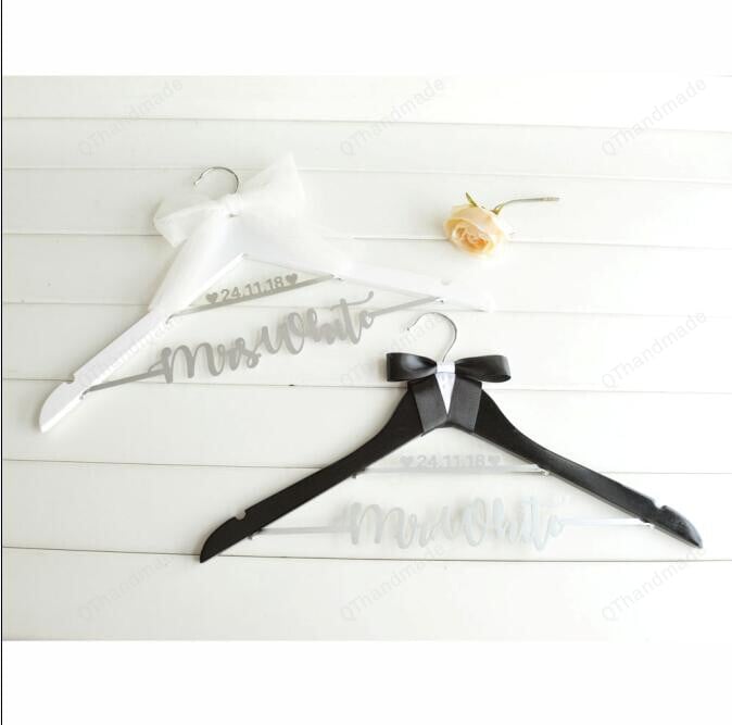 Custom Wedding Hanger/Personalized Groom Suit Hanger/Bridal Hanger/Bridesmaid Gift/Personalised Wedding Coat Hanger/Wedding Gift