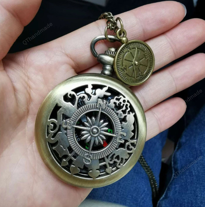 Compass Bronze Hollow Rabbit Pattern Vintage Pocket Compass Red and white pointer Dial Necklace Chain with Compass Accessory/Best Gifts