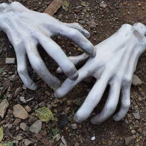 2PCS Halloween Fake Hand Decoration, Halloween Gift, Artificial Haunted House Decor Skeleton Hands Plastic Fake Human Hand Bone Zombie Decor