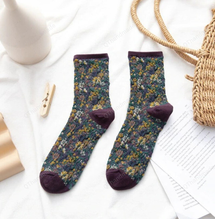 Christmas Winter Embroidery Floral Cotton Socks/Vintage Streetwear Crew Stockings/Hoisery and Socks/Cotton Long Sock/Custom Print Socks