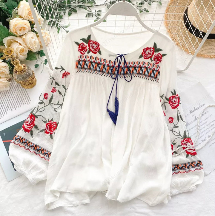 Spring Indie Folk Blouse Embroidery Flowers Lace-up Shirt Ladies Casual Loose Pullover Shirt Summer/Summer Beach Clothing/Linen Clothing