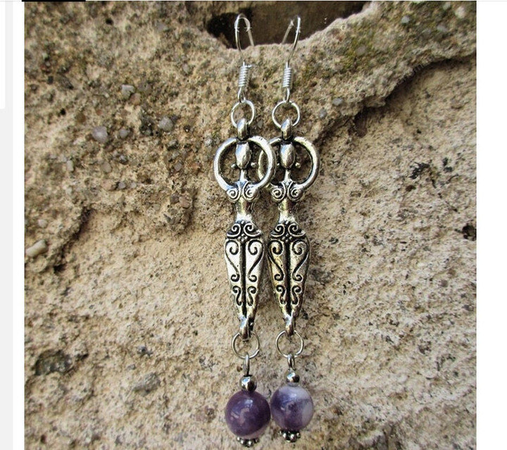 Goddess Venus Earrings/Silver Metal Pagan Earrings/Natural Purple Crystal Drop Earrings/Witchy Earrings/Healing Crystal/Gothic Earrings