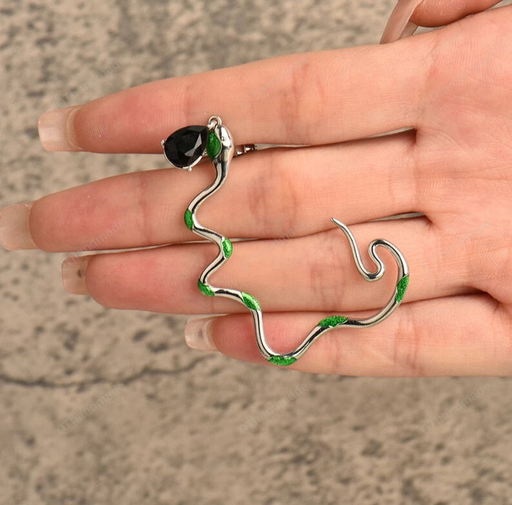 Diamond Inlaid Snake Shaped Earrings/Retro Green Snake Ear-hook Trend Jewelry/Fairy Cottagecore Jewelry Accessories/Cosplay Costume