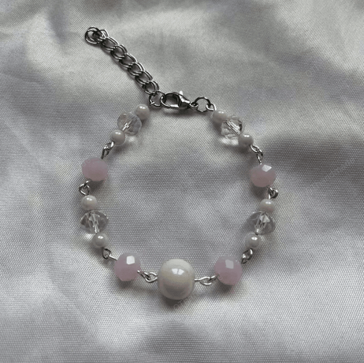 Coquette Pink Glass Beaded Bracelet/Coquettish Retro Gorgeous Core Y2k Grunge Pearls/90s Retro Bracelet Y2k/Cottagecore Cottage core Jewelry