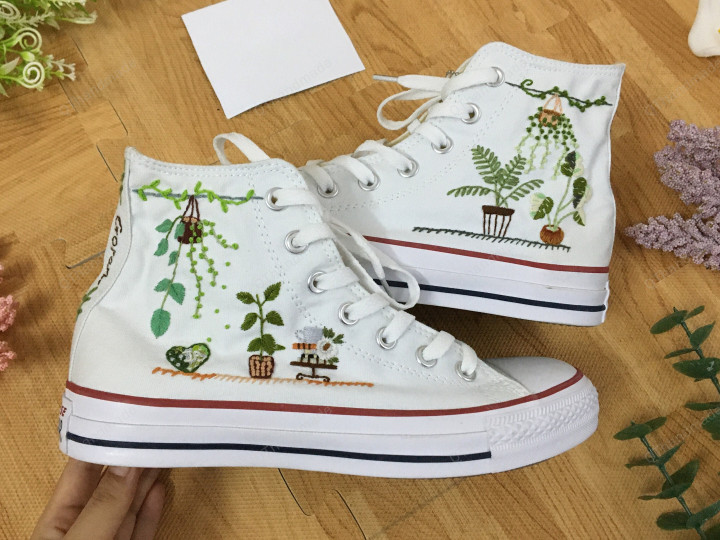 Embroidered converse/ Custom Converse Platform /Converse Custom Flower Embroidery / Wedding Converse Shoes/ Custom Converse/ Embroidery Logo