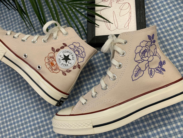 Converse High Tops Chuck Taylor 1970s/ Custom Embroidered Sweet Rose Flowers/ Special For Gift