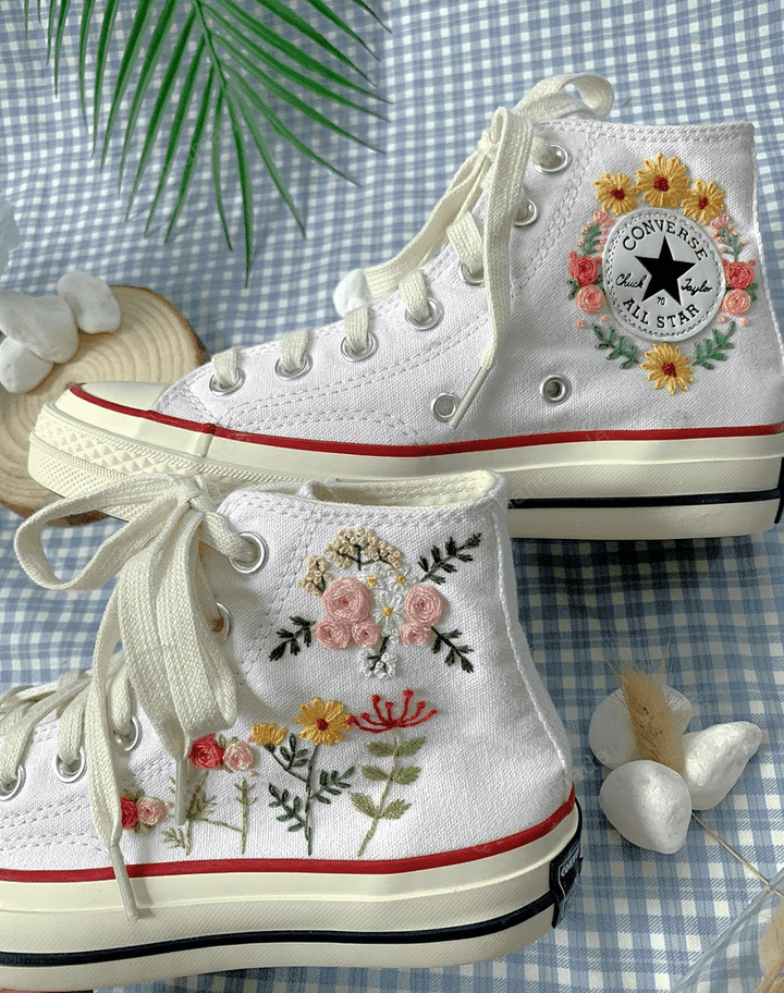 Converse High Tops Rose Wedding Bouquet/ Wedding Converse Shoes/ Custom Converse Chuck Taylor 1970s Embroidery Logo/ Custom Converse Platform