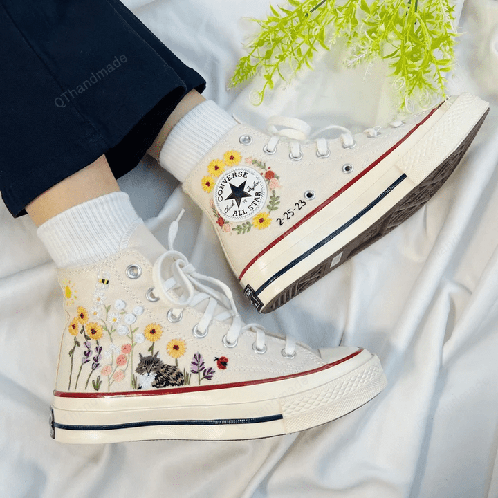 Custom Converse Pet/Embroidered Converse High Tops Butterfly Cat And Sweet Sunflower Garden/ Embroidered Sneakers Chuck Taylor 1970s Flower Converse/ Converse High Tops