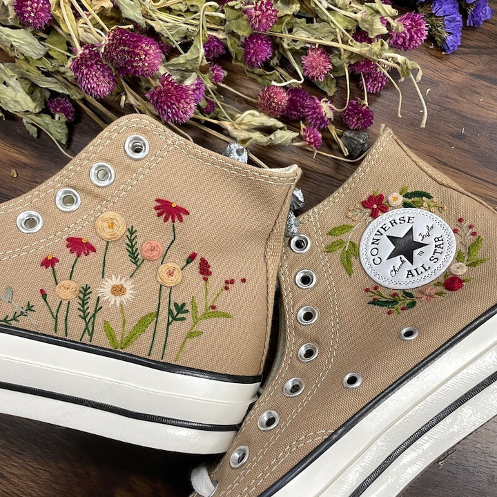 Embroidery Floral Converse, Custom Converse Chuck Taylor 1970s Floral Embroidery Shoes, Embroidery Flowers Leaf Shoes, Custom Name Converse Shoes, Embroidered Flowers Converse Shoes