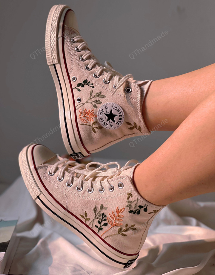 Converse High Tops Flower Embroidery/ Embroidery Custom Logo Converse Flowers