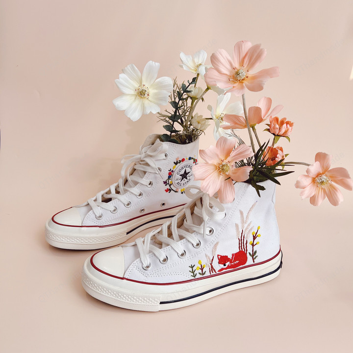 Fox and Flower Embroidery Converse Chuck Taylor, Embroidered Floral Fox Converse Shoes, Embroidered Converse Custom, Personalized Embroidered Sneakers