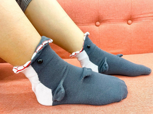 Winter Shark Attack Crew Socks/Funny Shark Biting Bite Socks/Christmas Stocking/Knit Knitted Socks/Leg Warmers/Unisex Gift/Ugly Socks