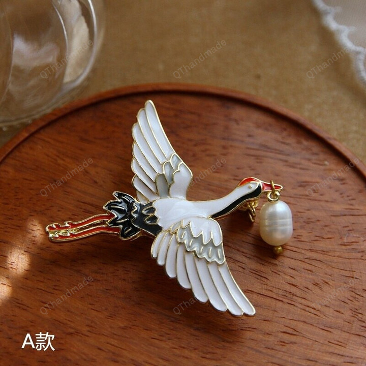 Vintage Red-crowned crane Pin Brooch/Flying crane animal enamel pin Brooch/Luxury brooch vintage/brooch bouquet/brooch pin backs