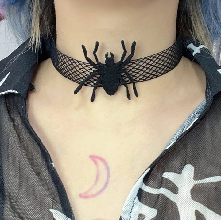 Gothic Webbed Spider Pendant Necklace Halloween Unique Accessory Sexy Necklace Grunge Rock Jewelry Egirl Chokers/Witchy Fairy Fairycore