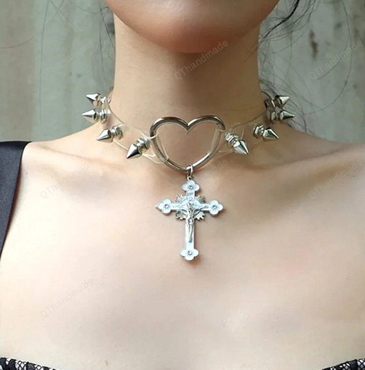 Grunge Rock Sexy Cross Necklace Studded Heart Choker Punk Aesthetic Leather Pendant Necklace Egirl Jewelry Goth,Cottagecore Jewelry