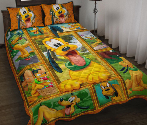 Pluto Quilt Bed Set