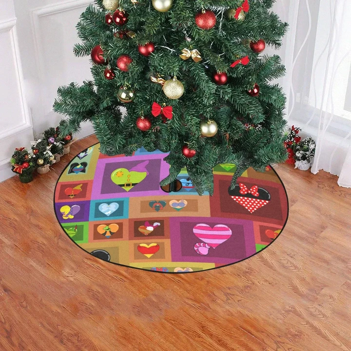 DN Heart Christmas Tree Skirt 47" x 47"
