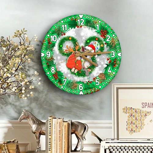 LD&TT Christmas Wooden Clock