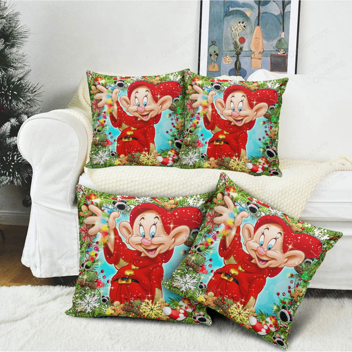 DP Christmas Pillow (with inner)