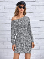 Women Leopard Print Asymmetrical Neck Fitted Dress