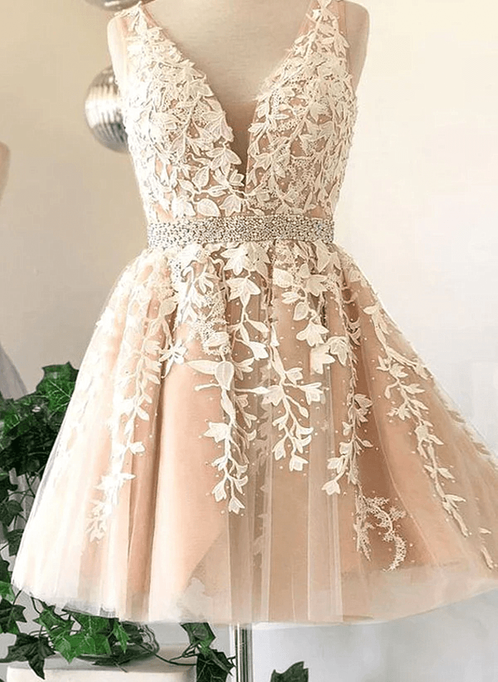 A-Line Tulle V-neck Short Homecoming Dress, Lace and Beaded Prom Dress