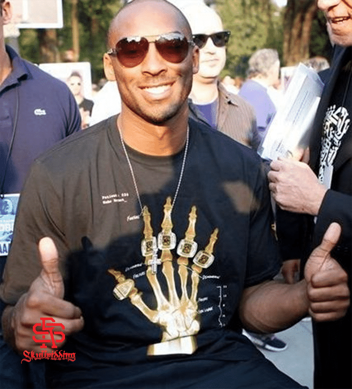 Vintage Kobe Bryant Broken Not Beaten Black X-Ray Rings T-Shirt