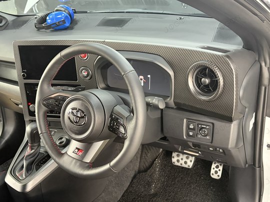 For 2025-2026 Toyota GR Yaris Gen 2 Driver-side AC Outlet Panel Real Carbon Fiber DBFT011A