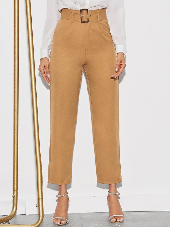 Women Solid Belted Straight Leg Crop Pants