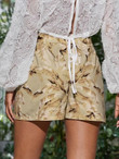 Women Tropical Print Belted Shorts