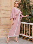 Women Plus Size Contrast Guipure Lace Trim Ruffle Trim Cape Dress