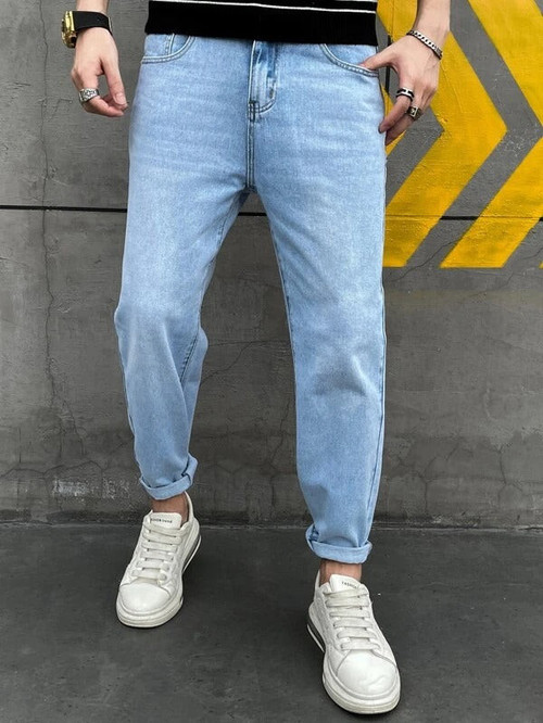 Men Cartoon Graphic Tapered Jeans